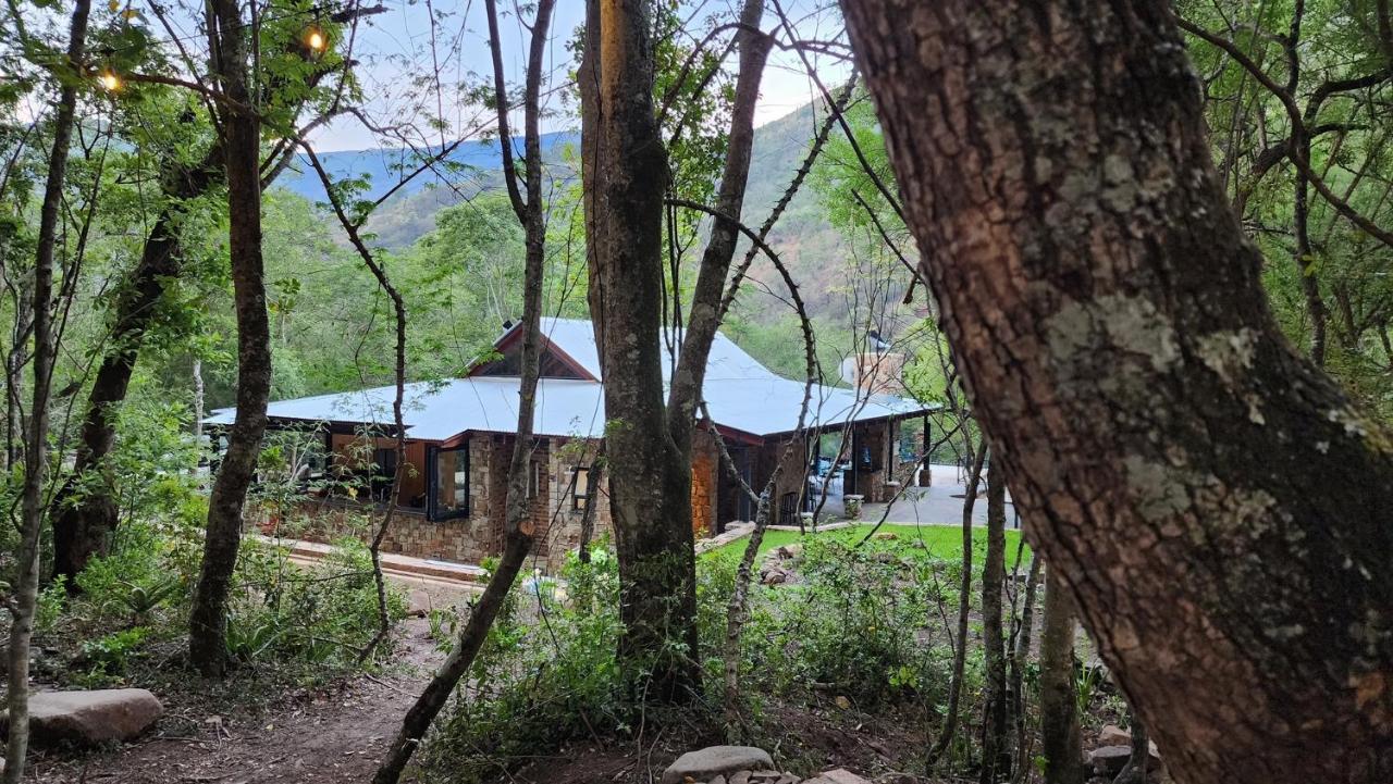 Heysbrook Estate - Luxurious Lodges In A Private Valley Waterval-Onder 外观 照片