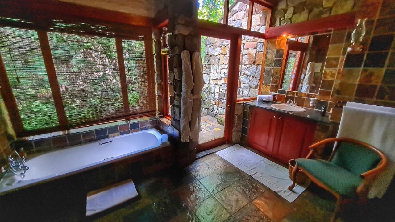Heysbrook Estate - Luxurious Lodges In A Private Valley Waterval-Onder 外观 照片